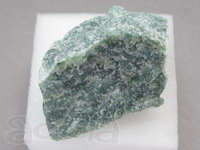 Серпентинит (змеевик)